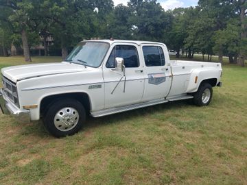 GMC 3500 Crew Cab Olympic Edition, 1984