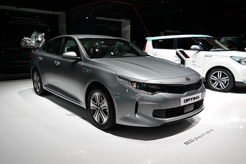 Kia Optima SW 2.0 GDI Hybrid (Mk IV) specs