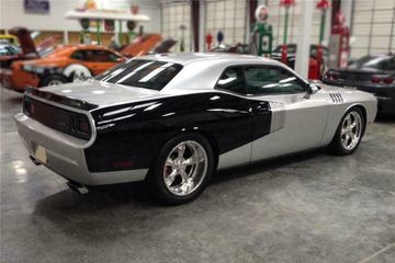 DODGE CHALLENGER CUSTOM 2 DOOR COUPE, 2009