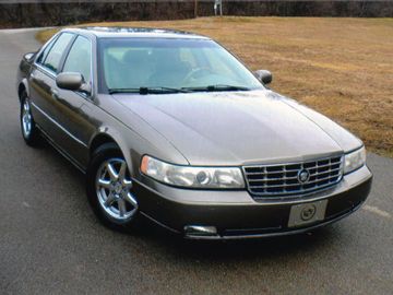 Cadillac Seville Sedan, 2000