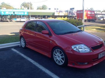 Toyota E120 Corolla Sportivo SX6 specs