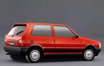 Fiat Uno Turbo (Mk I) specs