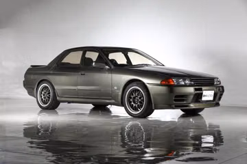 Nissan Skyline Sedan Autech (R32) specs