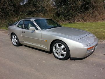 Porsche 944 Turbo, 1986