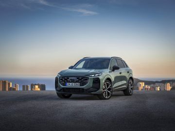 Audi Q3 TFSI (FJ 150PS) specs