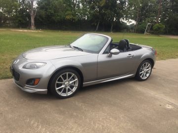 Mazda Miata MX-5 Convertible, 2009