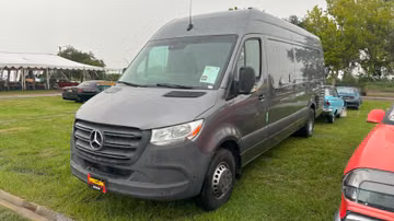 Mercedes-Benz Sprinter 4500 Van, 2022