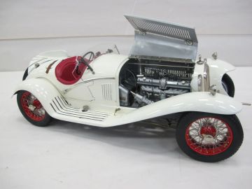 1/8 Scale Pocher 1932 Alfa Romeo Spider Touring Gran