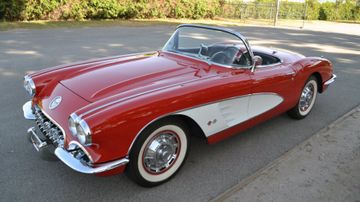 Chevrolet Corvette Convertible, 1960