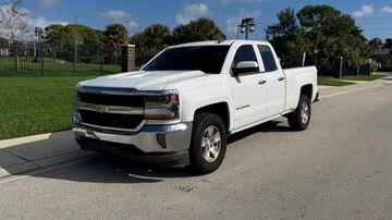 Chevrolet Silverado Pickup, 2017