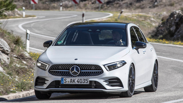 Mercedes-Benz A 180 (W177) specs