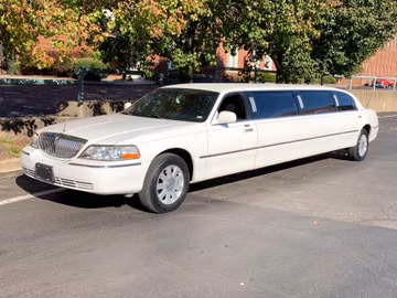 Lincoln Town Car Stretch Limousine, 2005