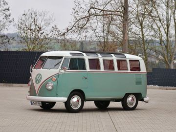 Volkswagen Type 2 '21-Window' Deluxe Microbus, 1967