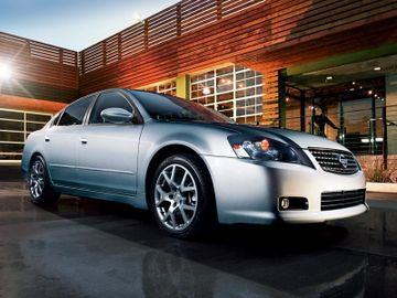 Nissan Altima SE-R (facelift) specs