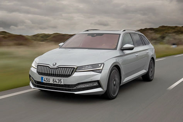 Skoda Superb Combi iV specs