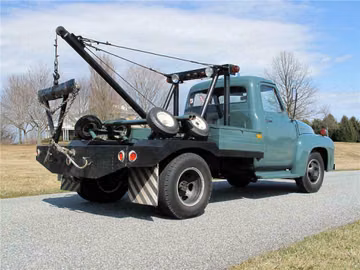FORD F-350 TOW TRUCK, 1953
