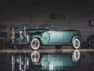 Chrysler Custom Imperial Parade Phaeton by Derham, 1939