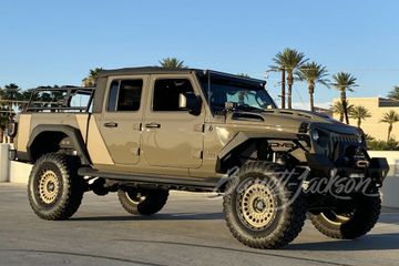 JEEP GLADIATOR CUSTOM PICKUP, 2020
