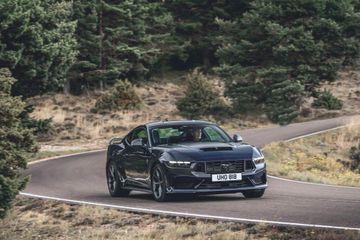 Ford Mustang Dark Horse (S650 Euro-spec) specs