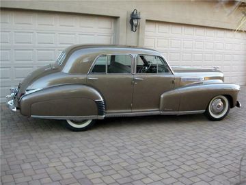 CADILLAC SERIES 60 SPECIAL 4 DOOR SEDAN, 1941