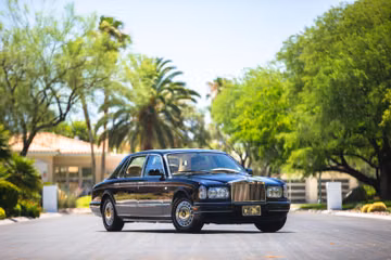Rolls-Royce Park Ward VIN: SCALD61E11CX07565, 2001