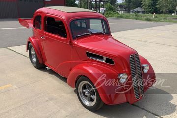 Ford Anglia Custom Coupe, 1948