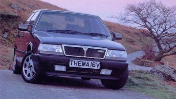 Lancia Thema Turbo 16V (180 PS) specs