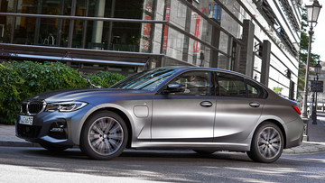 BMW 320e (G20) specs