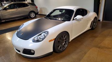Porsche Cayman Coupe, 2011