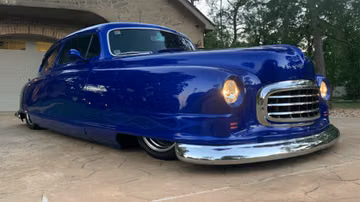 سيارة Nash Ambassador معدّلة للطرقات، موديل 1949