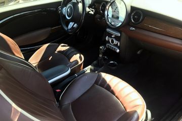 MINI COOPER S CONVERTIBLE, 2009