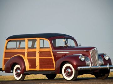 Packard One-Ten Deluxe Station Wagon, 1941