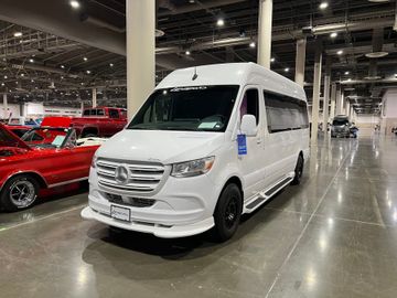 Mercedes-Benz Sprinter 2500 Van, 2023