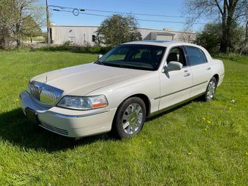 Lincoln Town Car Ultimate, 2004