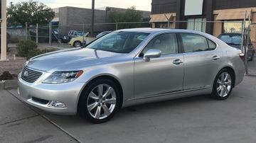 Lexus LS600HL Hybrid Sedan, 2008