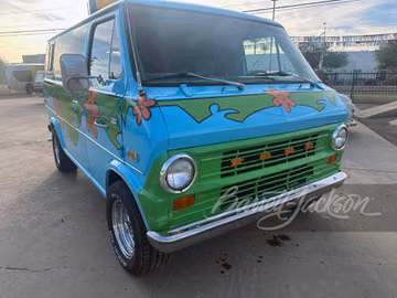 РЕПЛИКА FORD ECONOLINE «МАШИНА-ЗАГАДКА», 1974 ГОДА