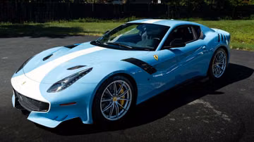 Ferrari F12tdf, 2017