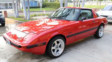 Mazda RX-7, 1985