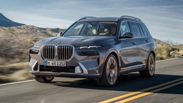 BMW X7 xDrive40i specs
