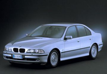BMW 525d (E39) specs