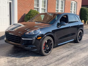 Porsche Cayenne GTS, 2016