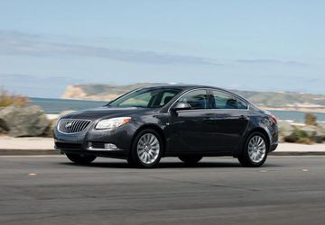 Buick Regal eAssist (Mk V) specs