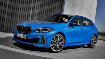 BMW M135i xDrive (F40) specs