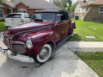 PLYMOUTH P12 SPECIAL DELUXE CONVERTIBLE, 1941