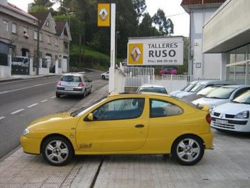 Renault Megane Coupe 2.0 IDE (Mk I) specs