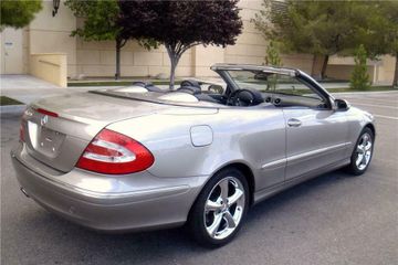 MERCEDES-BENZ CLK 320 CONVERTIBLE, 2004