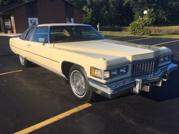 Cadillac Coupe DeVille Coupe, 1976