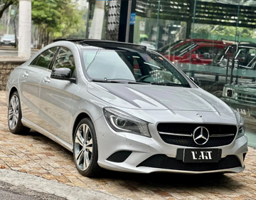 Mercedes-Benz CLA 200 (C117) specs