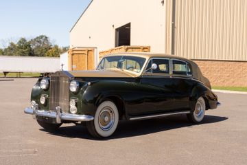 Rolls-Royce Silver Wraith Long Wheelbase Touring Saloon Coachwork by James Young, Ltd, 1958