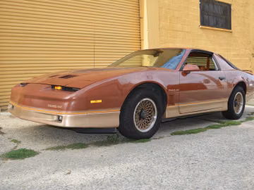 Pontiac Firebird, 1985